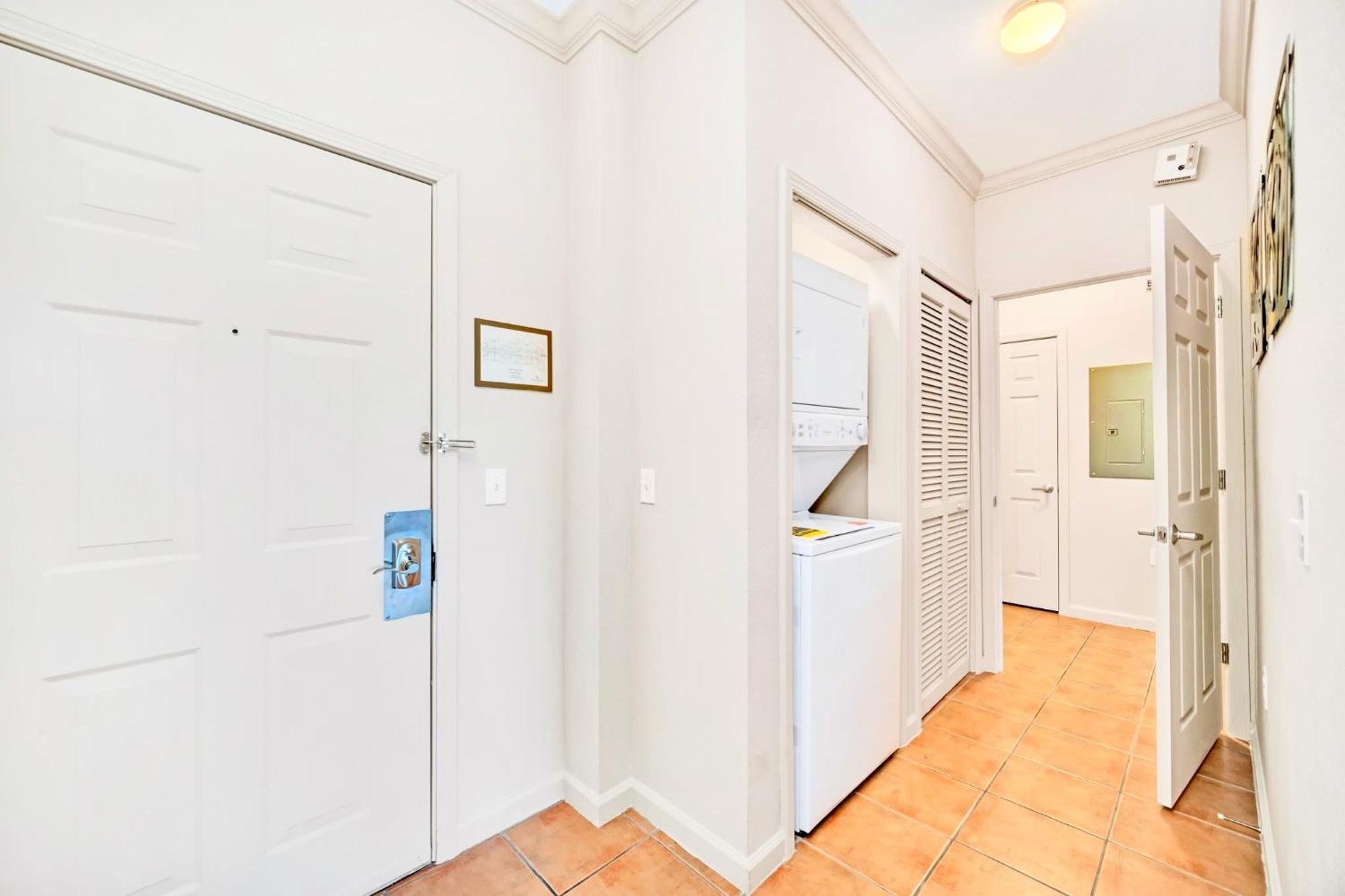 Stunning 2Br Condo With Hot Tub And Pool, Near Disney! Orlando Kültér fotó