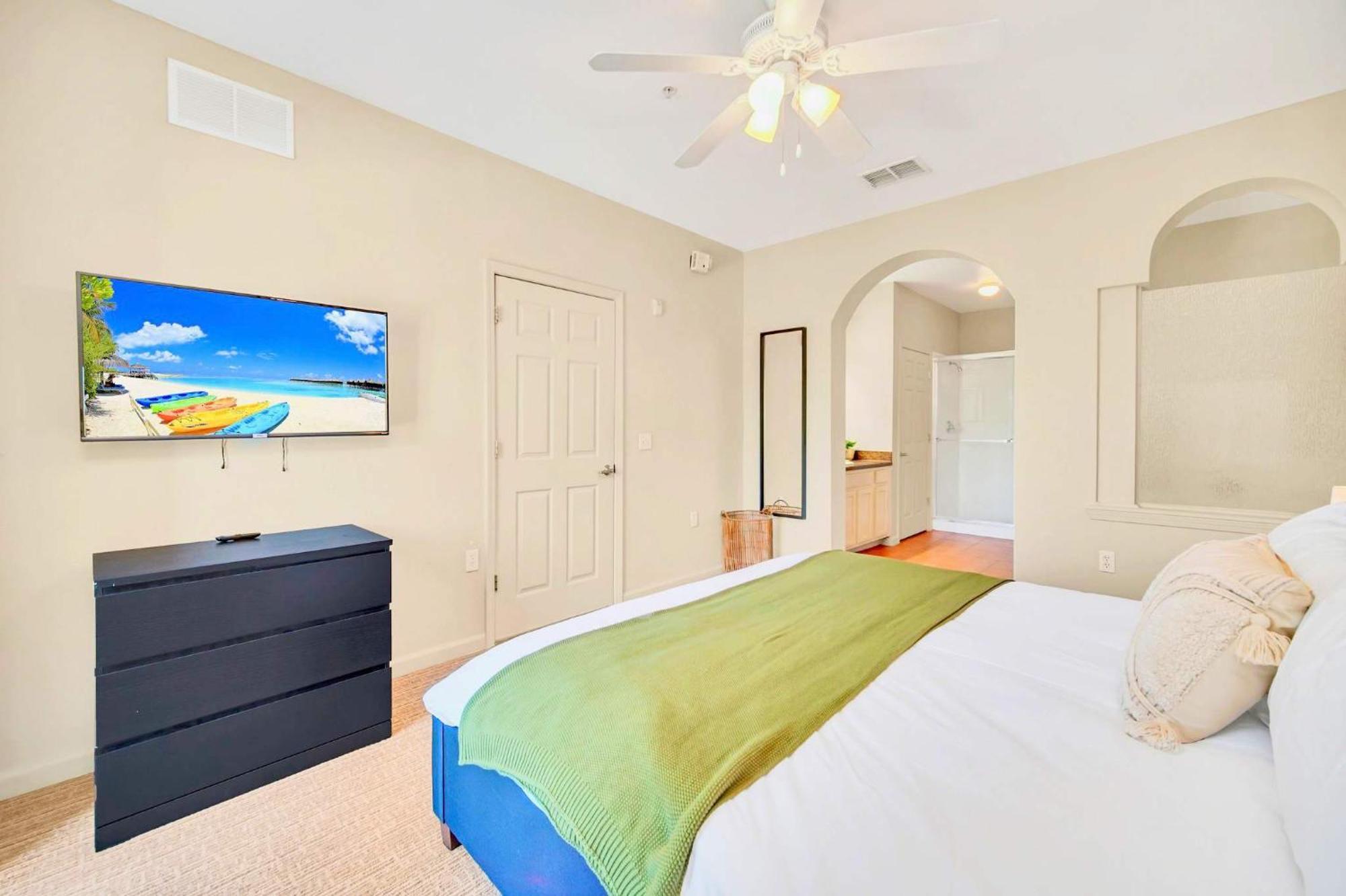 Stunning 2Br Condo With Hot Tub And Pool, Near Disney! Orlando Kültér fotó